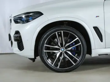 BMW X5 40d M Sport Memory Pano HUD HIFI StandHZG 360