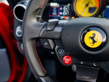 FERRARI Portofino   1. Hand   LED   Carbon