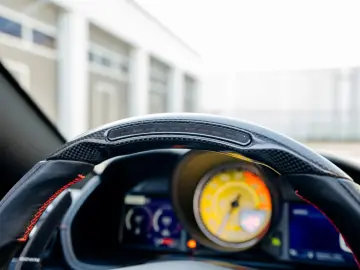FERRARI Portofino   1. Hand   LED   Carbon