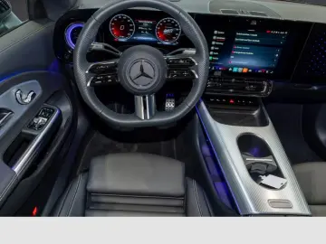 Mercedes-Benz CLA 250   AMG MB.OS Pano digital