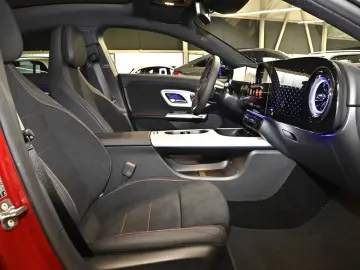 Mercedes-Benz CLA 250   mit EQ Technologie AMG Line