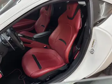 FERRARI Roma 3.9 T V8 DCT