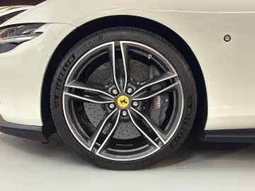 FERRARI Roma 3.9 T V8 DCT