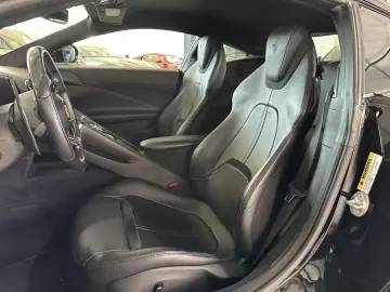 FERRARI  Roma 3.9 V8 New Service 20´ ADAS Carbon 20
