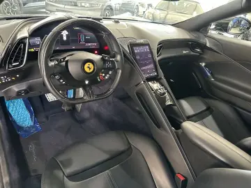FERRARI  Roma 3.9 V8 New Service 20´ ADAS Carbon 20