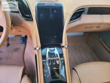 FERRARI Roma 3 9L V8 MagneRide Carbon JBL Matrix  20…