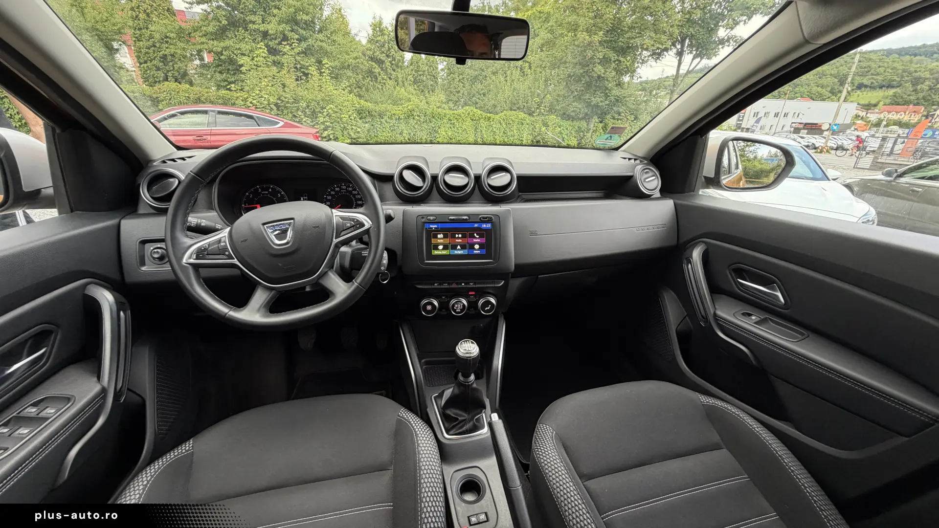 Dacia Duster Prestige 130CP motor 4 cilindri