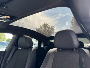 Mercedes-Benz CLA 250   EQ Progressive LED Pano Night