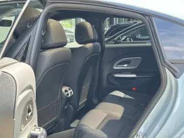 Mercedes-Benz CLA 250   EQ Progressive LED Pano Night