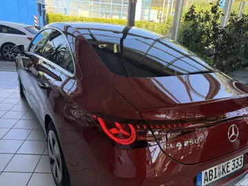 Mercedes-Benz CLA 250   mit EQ Technologie Progressive