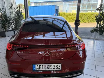 Mercedes-Benz CLA 250   mit EQ Technologie Progressive
