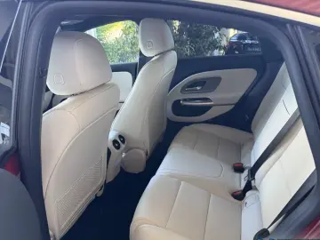 Mercedes-Benz CLA 250   mit EQ Technologie Progressive