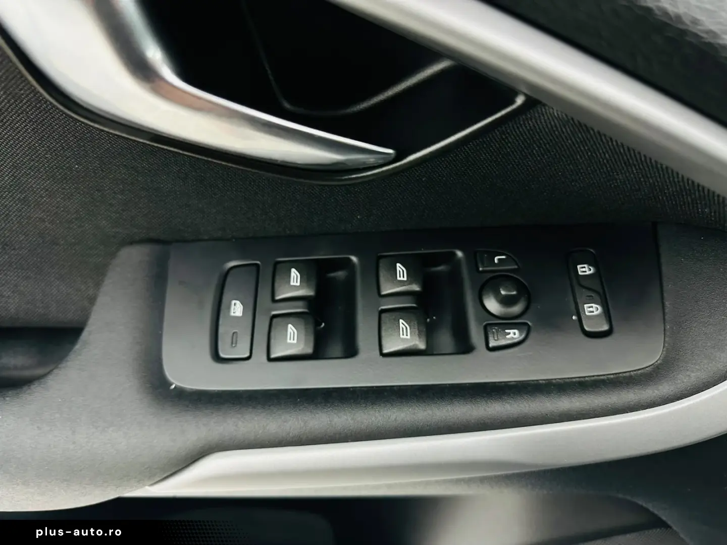 VOLVO V40 2014 1.6D E5 Garantie 12 Luni Rate Avans 0 Doar Cu