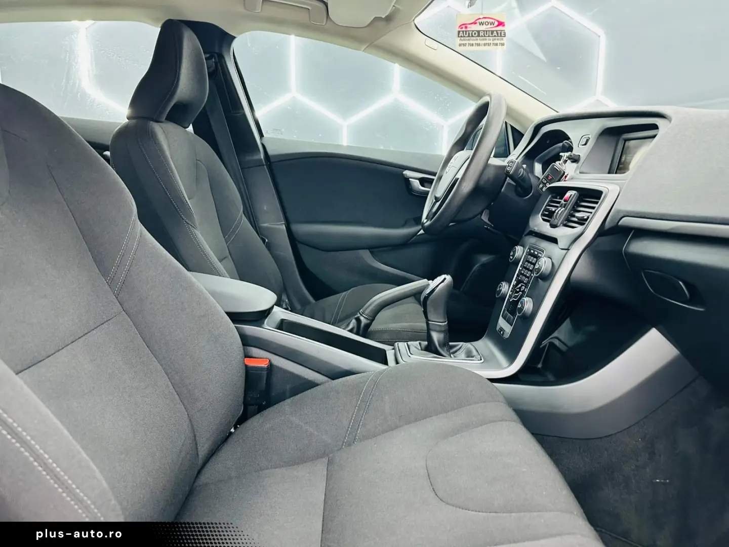 VOLVO V40 2014 1.6D E5 Garantie 12 Luni Rate Avans 0 Doar Cu