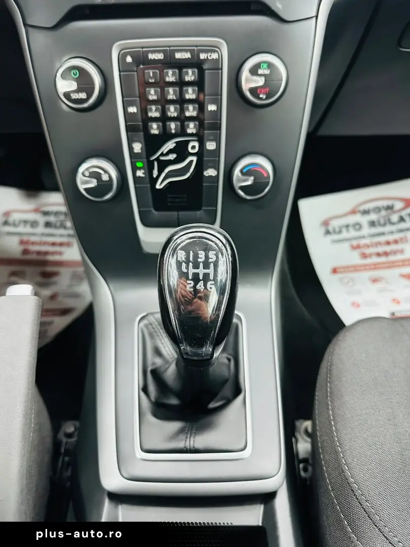 VOLVO V40 2014 1.6D E5 Garantie 12 Luni Rate Avans 0 Doar Cu