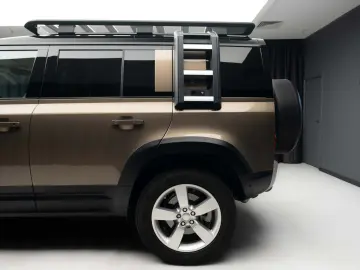 Land Rover Defender L663