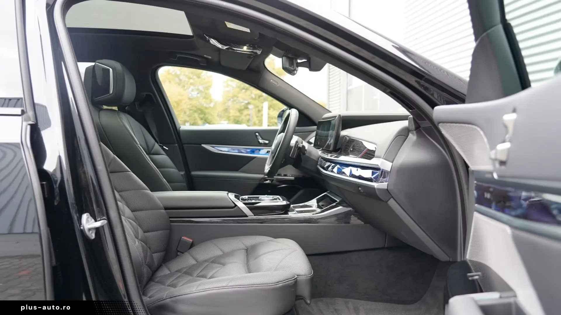 BMW 740d xDrive M Sport   Finanțare Leasing