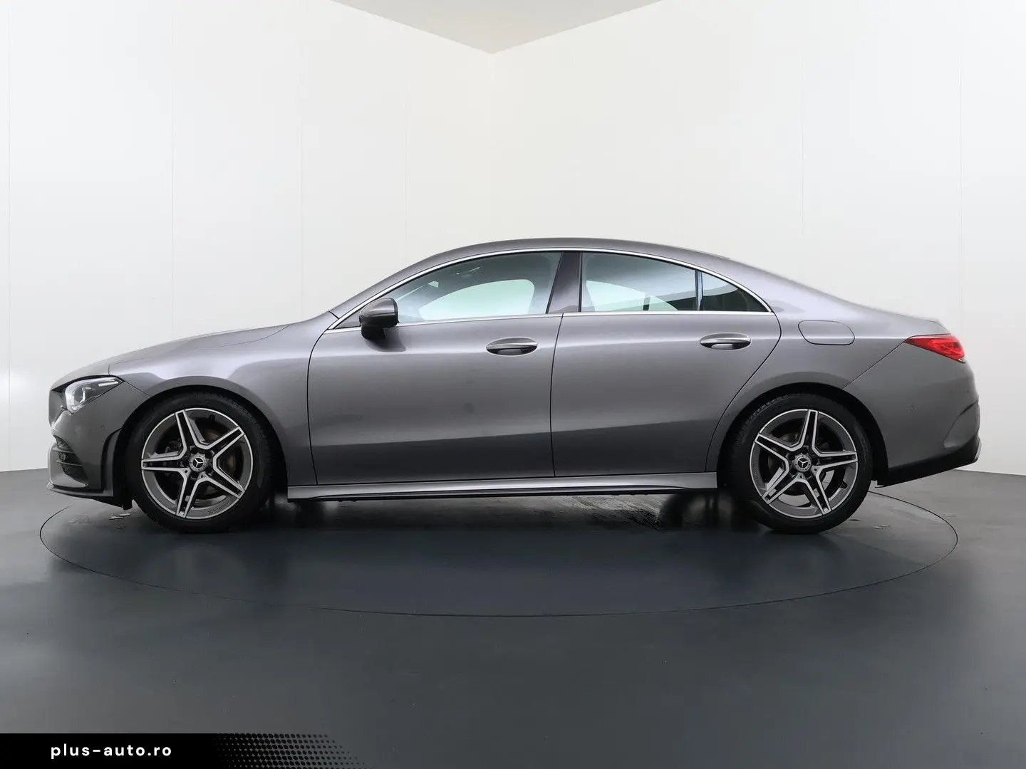MERCEDES-BENZ CLA 180 AMG