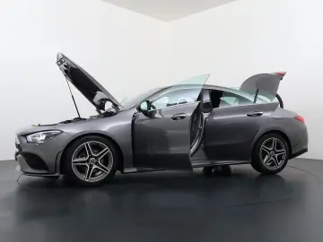 MERCEDES-BENZ CLA 180 AMG
