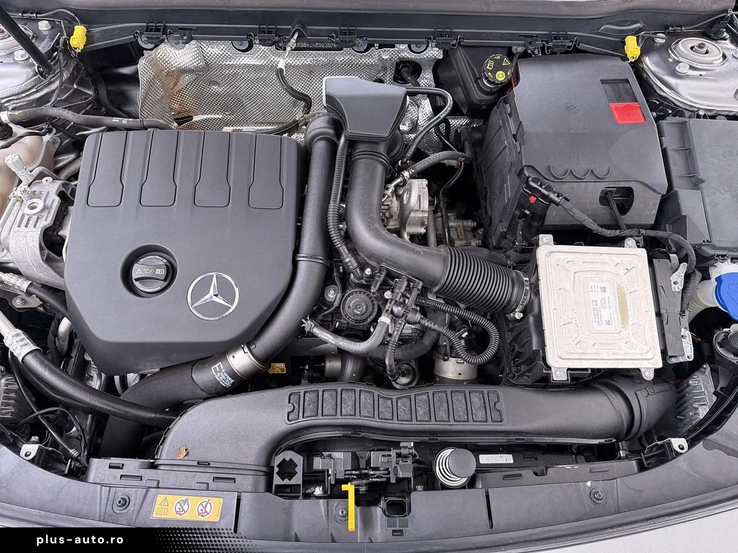 MERCEDES-BENZ CLA 180 AMG
