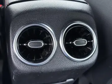 MERCEDES-BENZ CLA 180 AMG