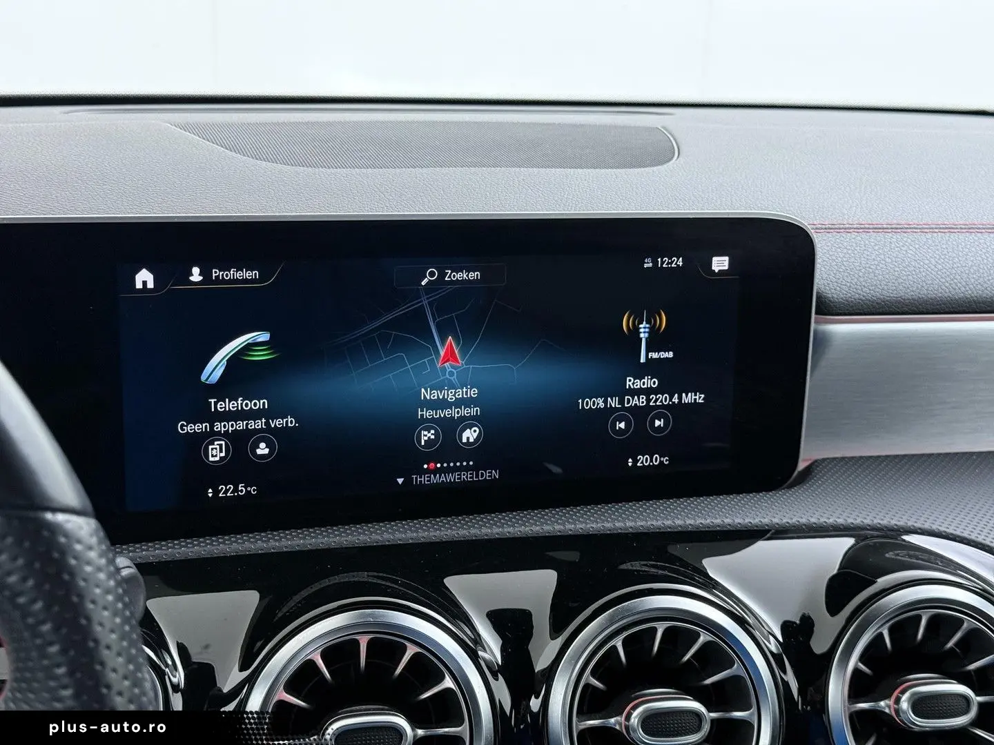 MERCEDES-BENZ CLA 180 AMG