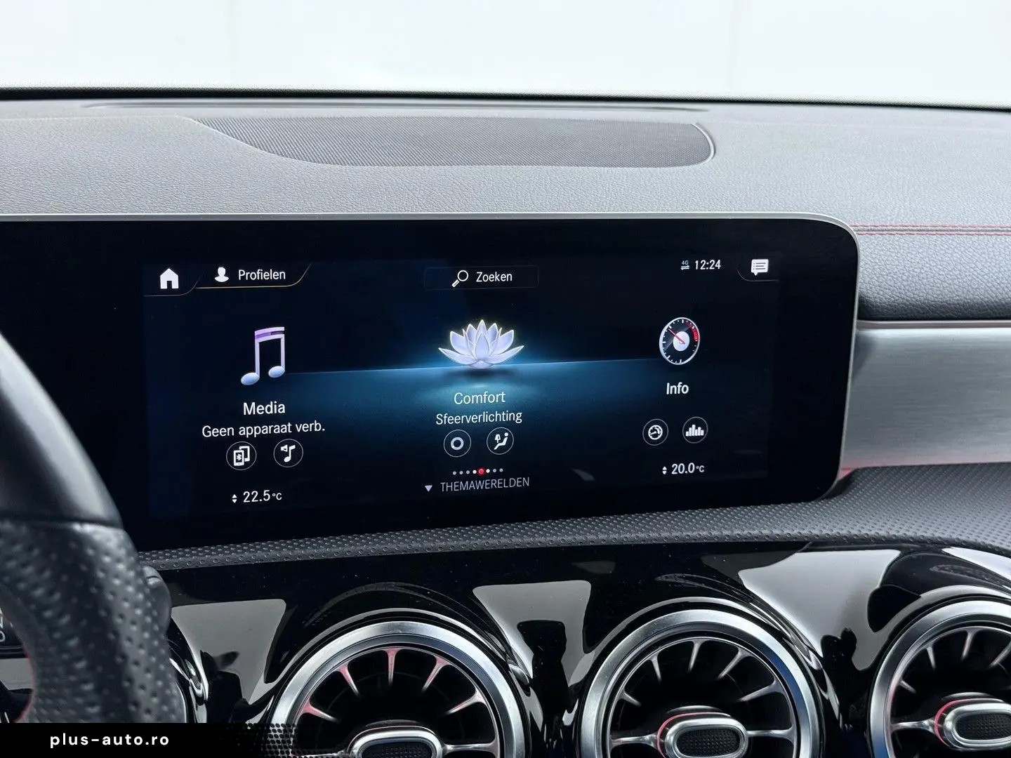 MERCEDES-BENZ CLA 180 AMG