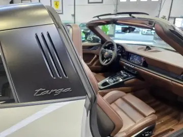 🚀 Porsche 911 Targa 4 GTS (992)