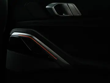 BMW X6 4.0dxd M Sport  Suspensie Adapt HK HUD Pano