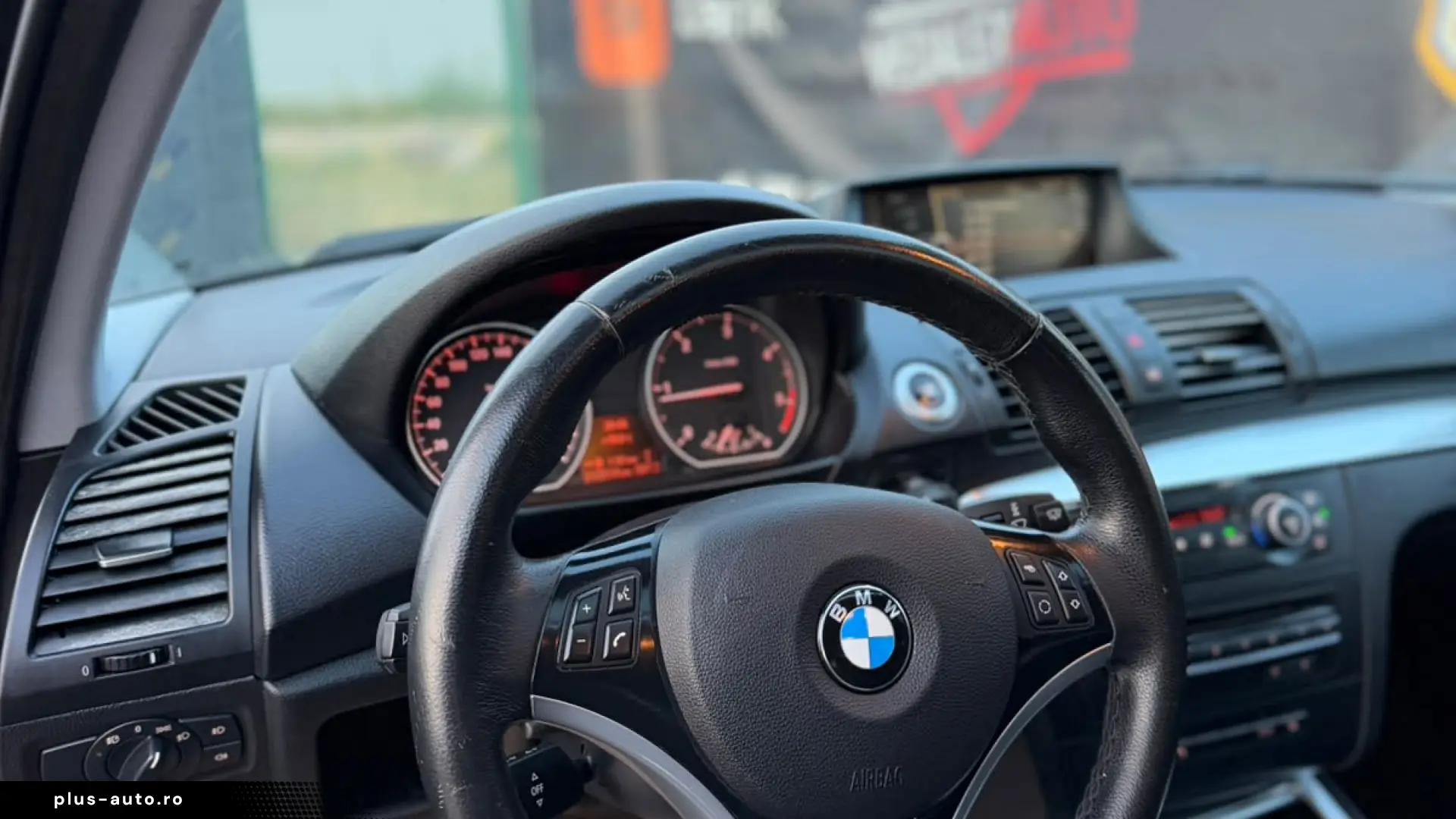 BMW 120d 177 CP Navi Xenon Trapa