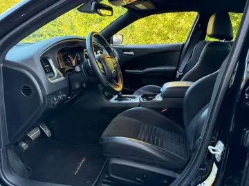 DODGE Charger 6.4L Scat Pack WIDEBODY KAMERA CARPPLAY