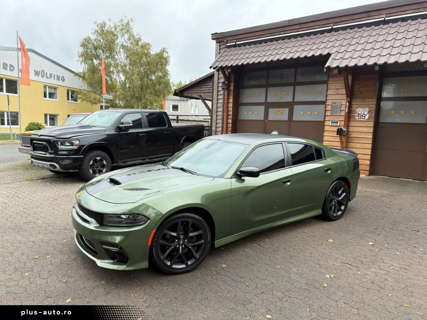 DODGE RT SPORT NAVI PDC LEDER SERVICE NEU GARANTIE TOP