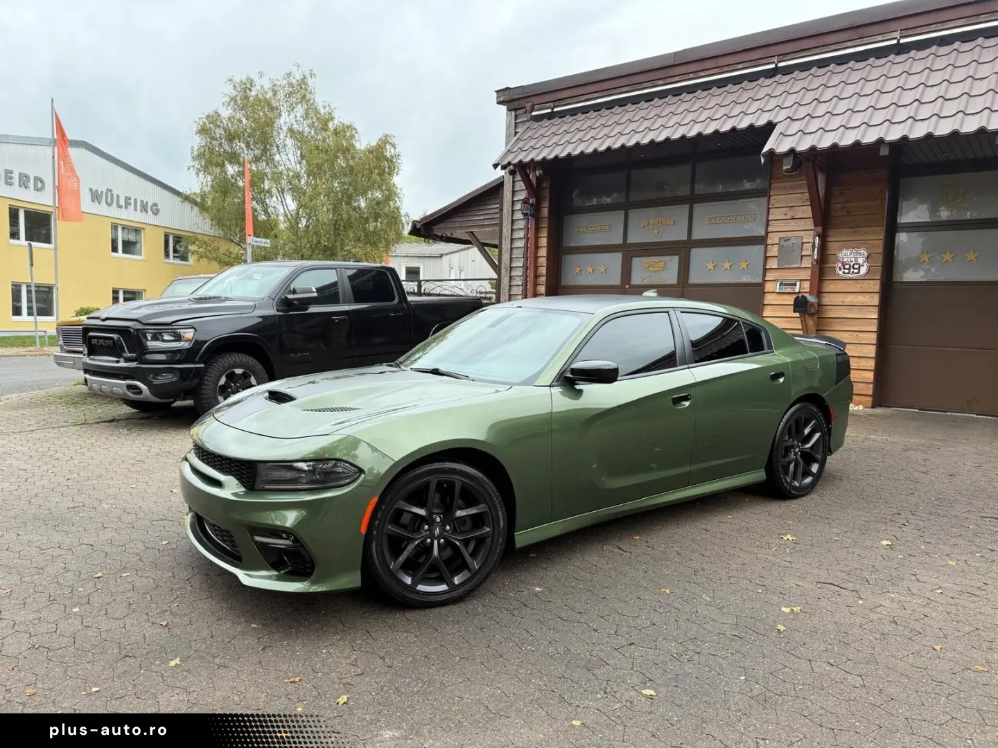 DODGE RT SPORT NAVI PDC LEDER SERVICE NEU GARANTIE TOP