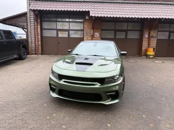 DODGE RT SPORT NAVI PDC LEDER SERVICE NEU GARANTIE TOP