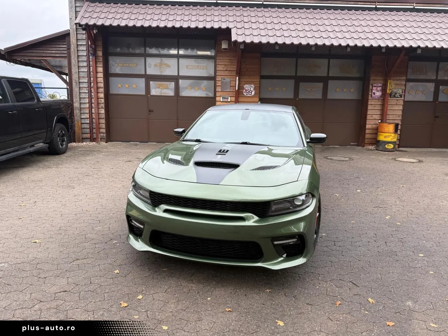 DODGE RT SPORT NAVI PDC LEDER SERVICE NEU GARANTIE TOP