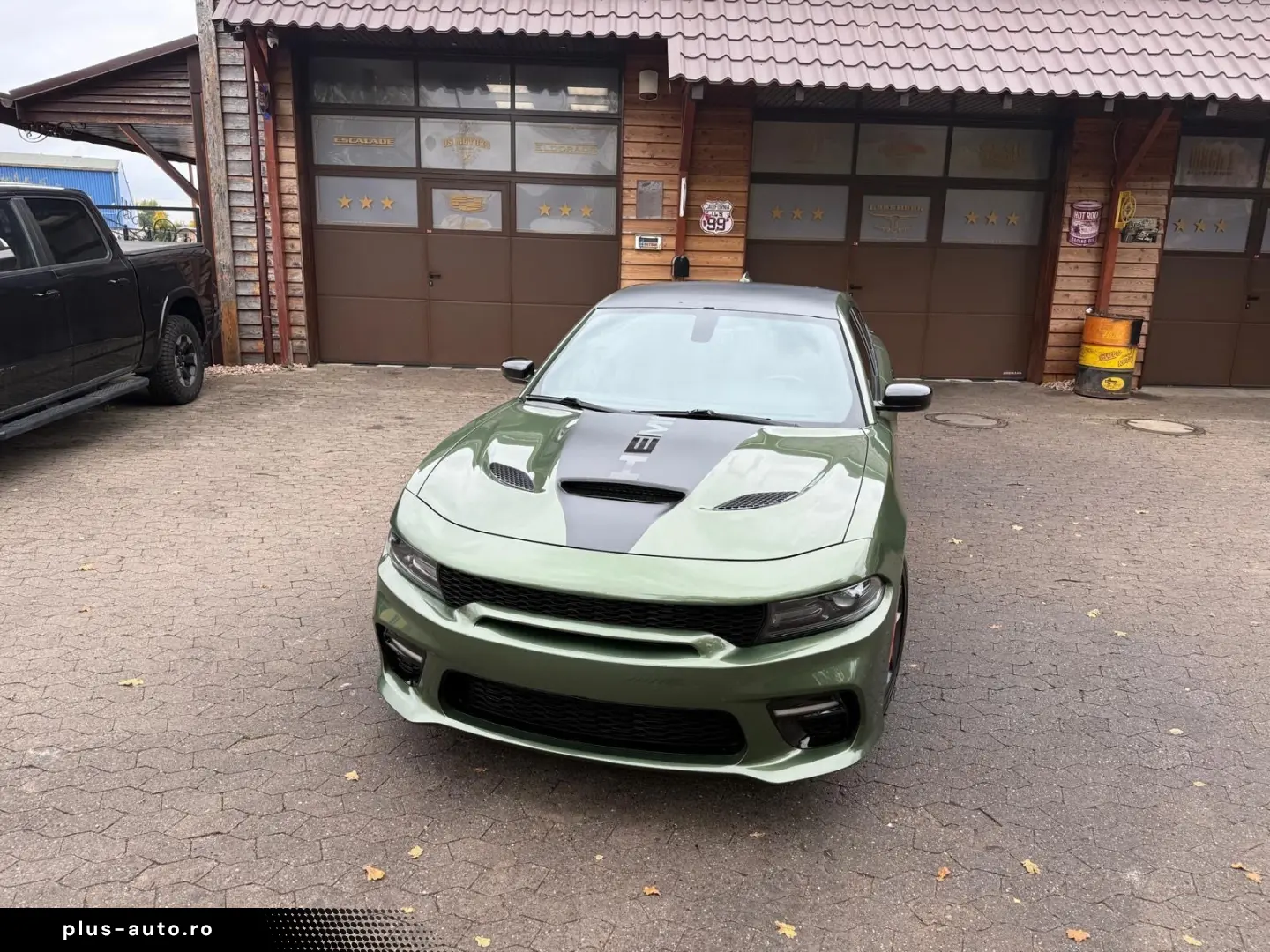 DODGE RT SPORT NAVI PDC LEDER SERVICE NEU GARANTIE TOP