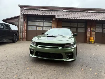 DODGE RT SPORT NAVI PDC LEDER SERVICE NEU GARANTIE TOP