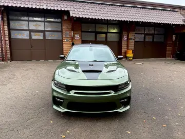 DODGE RT SPORT NAVI PDC LEDER SERVICE NEU GARANTIE TOP