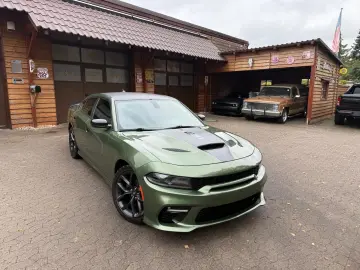 DODGE RT SPORT NAVI PDC LEDER SERVICE NEU GARANTIE TOP