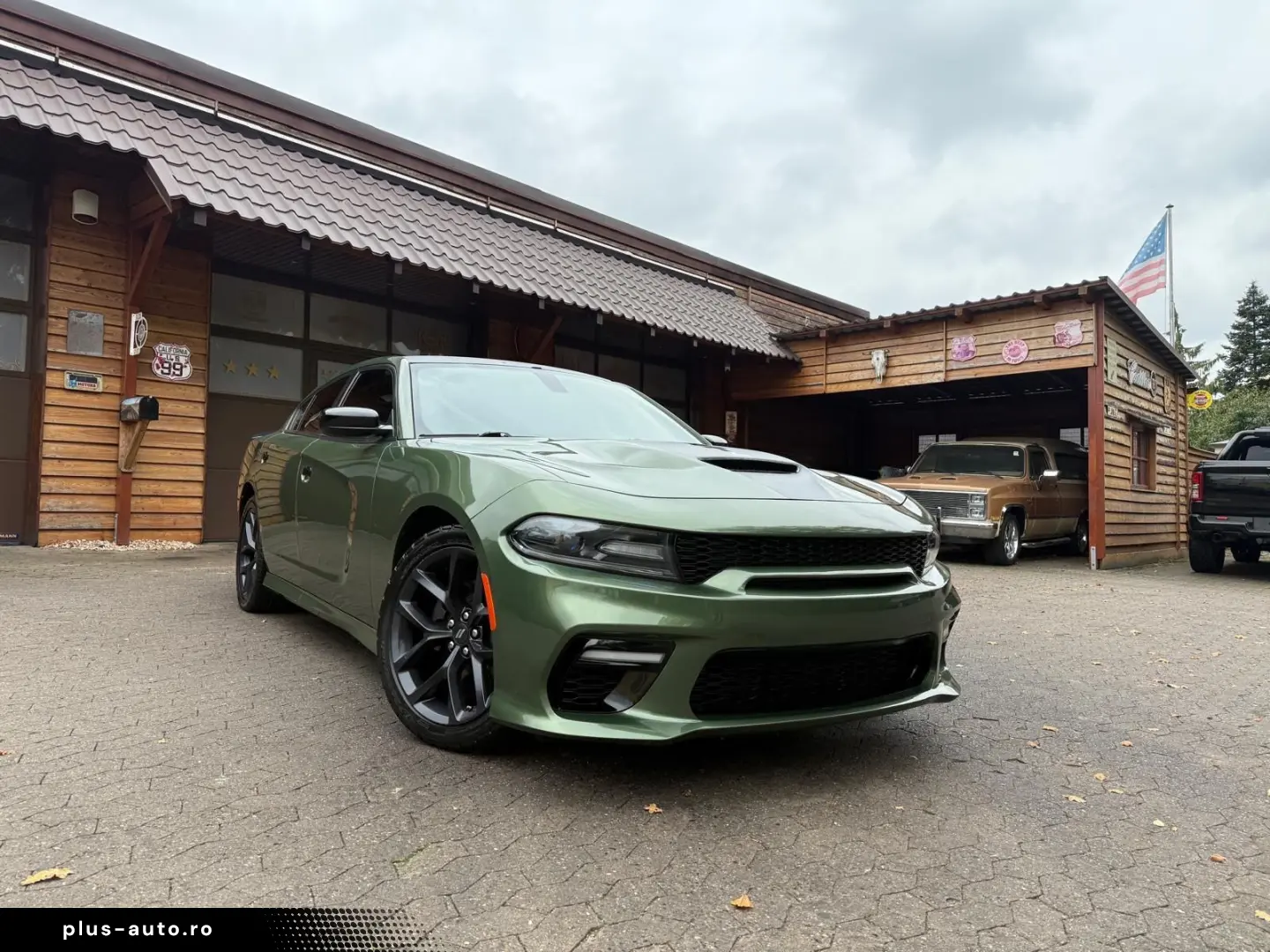 DODGE RT SPORT NAVI PDC LEDER SERVICE NEU GARANTIE TOP