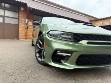 DODGE RT SPORT NAVI PDC LEDER SERVICE NEU GARANTIE TOP