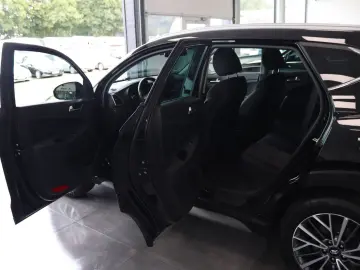 HYUNDAI Tucson Trend Mild-Hybrid 4WD   90TKM