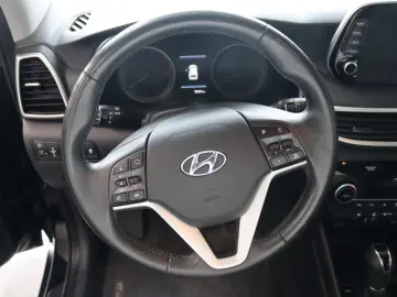HYUNDAI Tucson Trend Mild-Hybrid 4WD   90TKM
