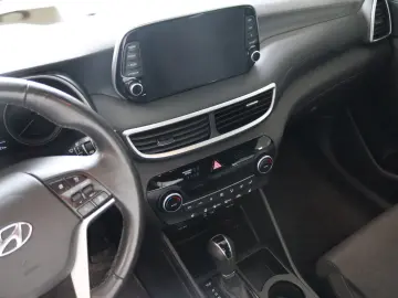 HYUNDAI Tucson Trend Mild-Hybrid 4WD   90TKM