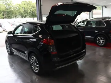 HYUNDAI Tucson Trend Mild-Hybrid 4WD   90TKM