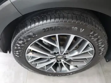 HYUNDAI Tucson Trend Mild-Hybrid 4WD   90TKM