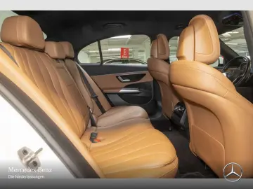 Mercedes-Benz E 220 d AVANTGARDE ADVANCED