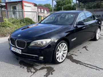 BMW 740
