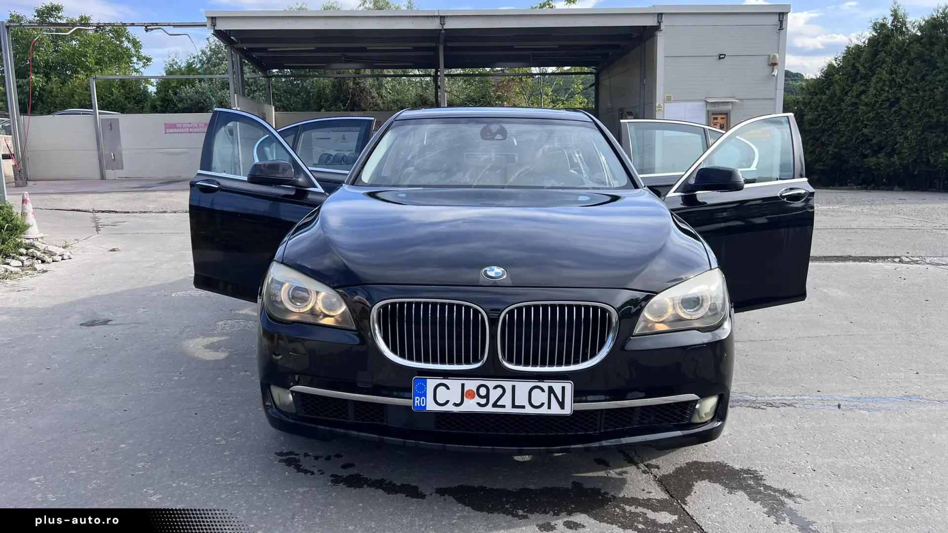 BMW 740