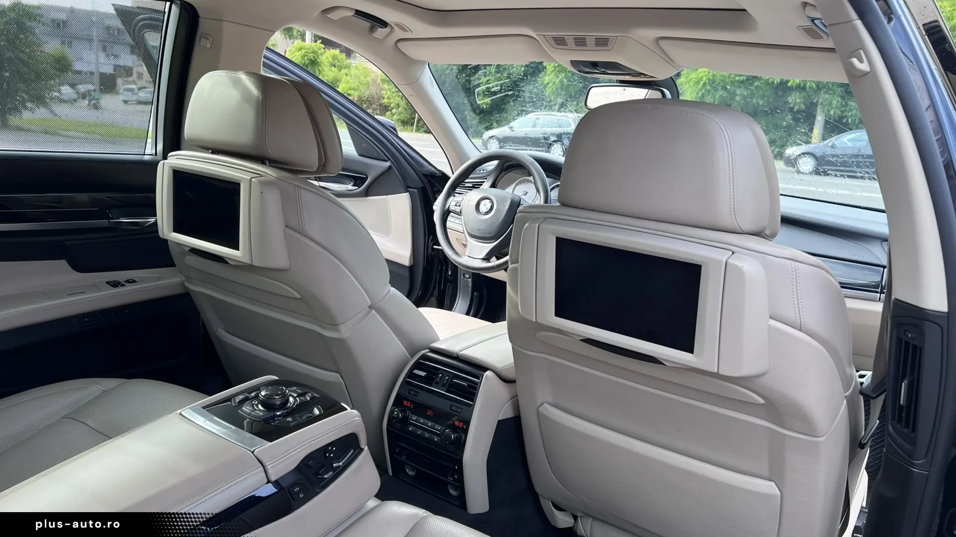 BMW 740